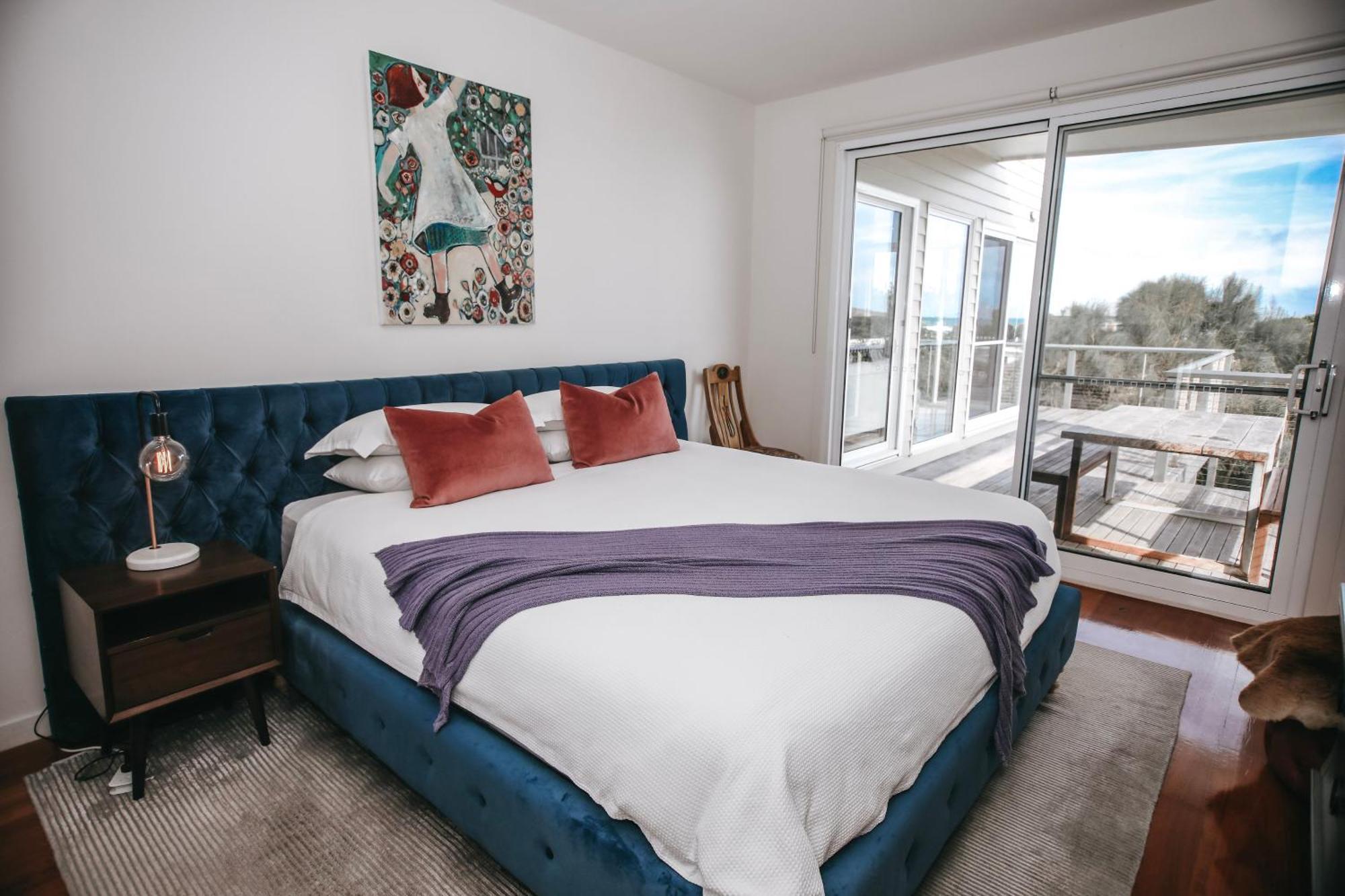 12 Apostles Accommodation Anchors Beach House With Sea Views Порт Кембъл Екстериор снимка